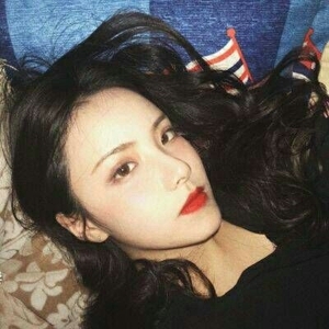 帅气任性美女qq微信头像