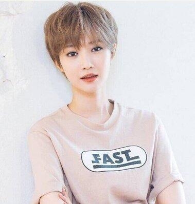 12款女生韩式短发发型  让你的气质更出众个性化！
