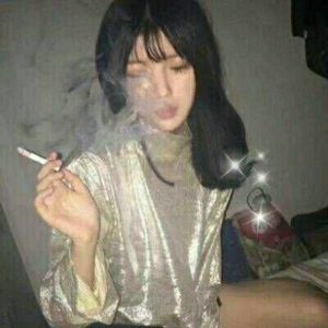 帅气任性美女qq微信头像