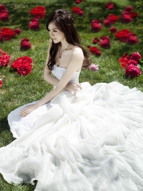 蕊儿【美美的婚纱~我爱了~***】