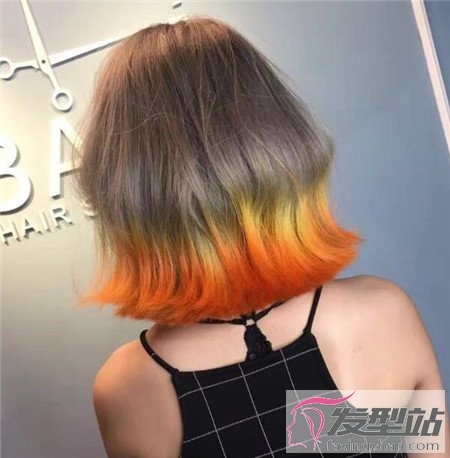 最新短发流行趋势 “天使翅膀”外翘短发