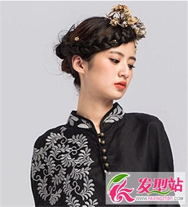 秋季女性甜美编发发型 优雅时尚有气质