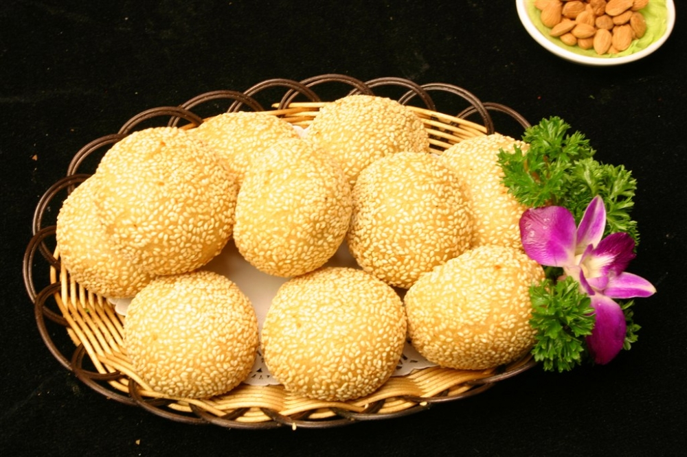 芝麻团主食小吃美食素材图片