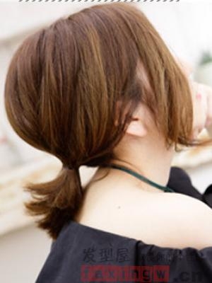 简单易学的女生扎发发型  瞬间提升气质