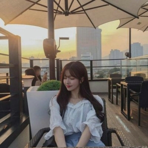 我不是离不开你，而是不想离开  娇羞可爱小家碧玉唯美女生头像
