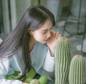 森系长发小清新女生头像
