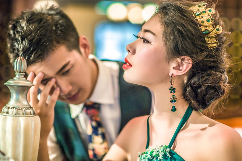 别墅爱恋 婚纱照
