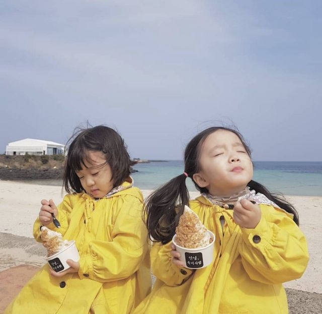 韩国一对小姐妹有爱的日常