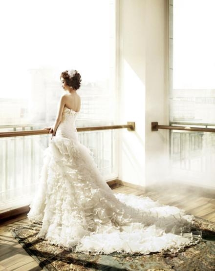 每个女人都会拥有自己的那一套婚纱-2