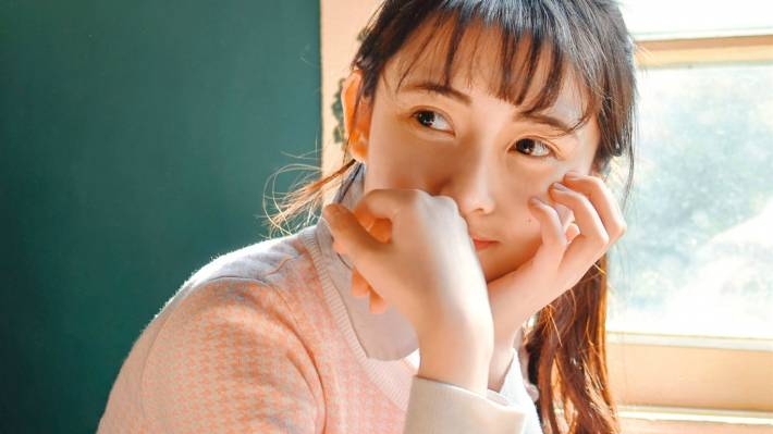 文艺美女写真电脑壁纸
