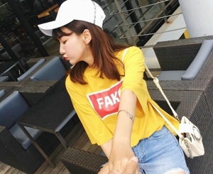 酷味十足的韩系个性清纯女生头像
