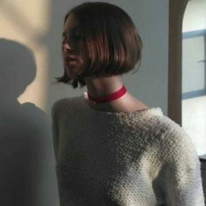 我们讨厌一个人，往往因为彼此太相似  时尚温柔大方漂亮欧美美女头像