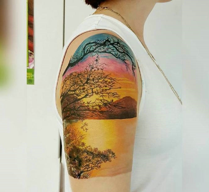 画面清晰的大臂唯美风景纹身图案