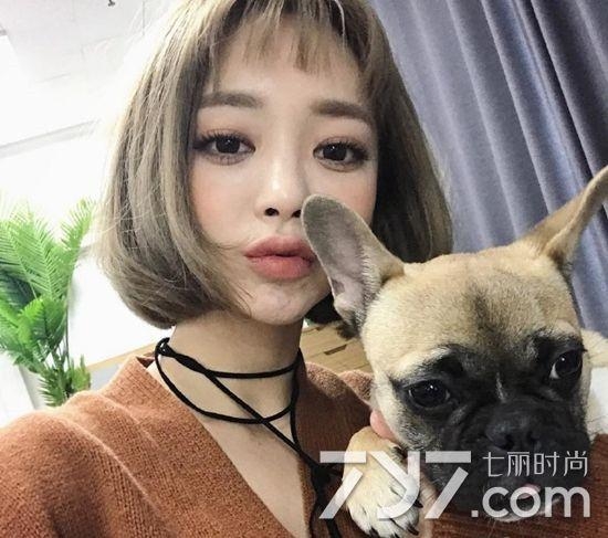 二次元短发女生图片  回头率绝对超高