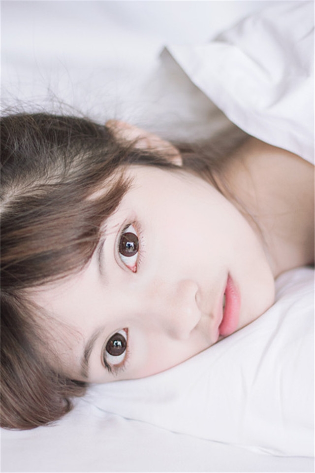 唯美清纯清晨少女高清手机桌面壁纸下载