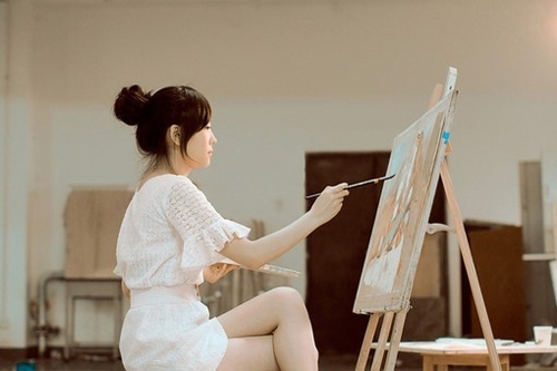 何尝不想 唯美女生图片