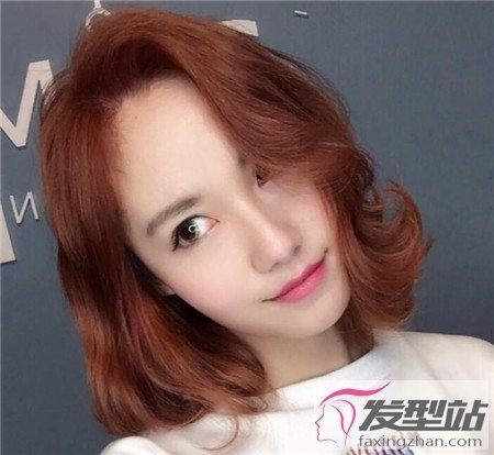 最新短发流行趋势 “天使翅膀”外翘短发