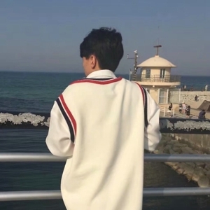 超帅的任性孤单一人男生头像