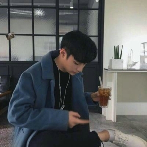 有点拽的帅气男生微信头像图片