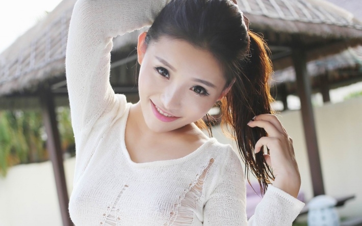 性感美女徐子琦妩媚图片壁纸