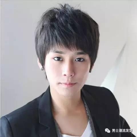 深受女生欢迎的10款男生发型  你是不是其中的一款？