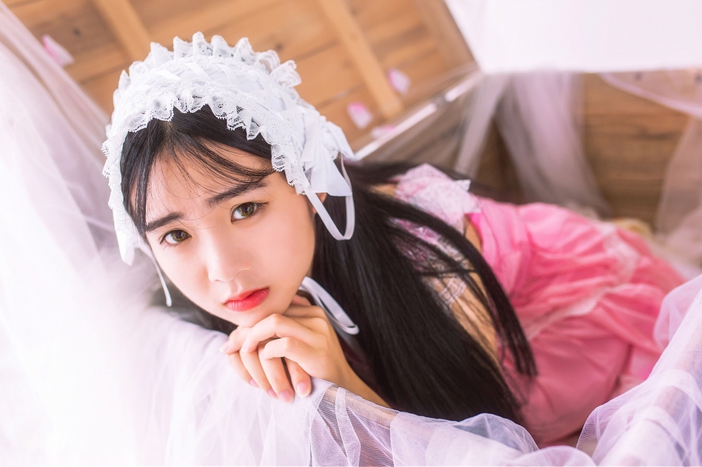 可爱美少女梦幻养眼私房照图片桌面壁纸