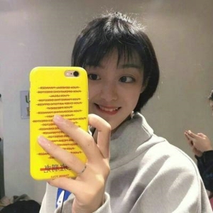 不露脸的个性低调女孩唯美头像
