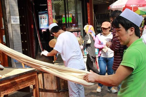 行走西安回坊 感受吃货的幸福