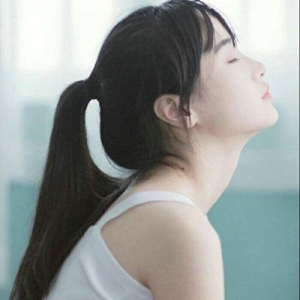 文静脱俗美丽大方清新小女生头像