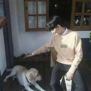 有点拽的帅气男生微信头像图片