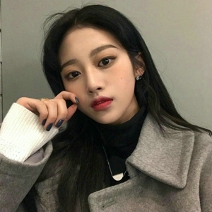 气质文艺女生微信qq头像