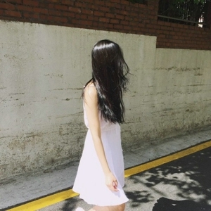 笑容甜美可爱大方唯美清纯女生头像