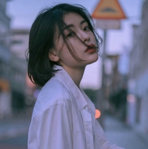 楚楚动人qq清纯美女侧脸头像