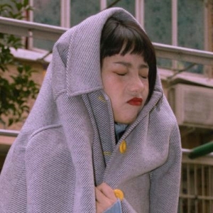 可爱俏皮青春活力小女生头像
