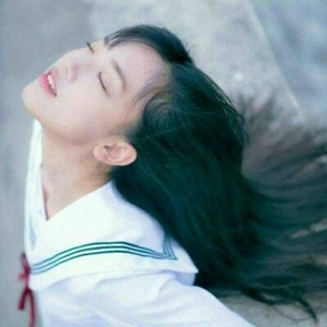 温婉娴淑楚楚动人小女生头像