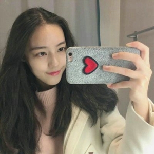 文静脱俗美丽大方清新小女生头像