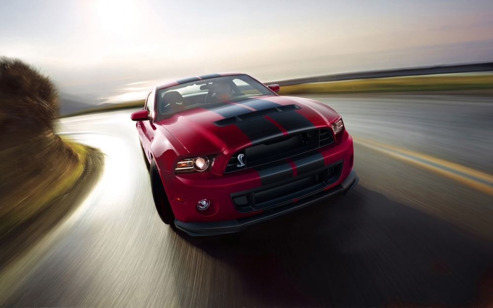 2014年福特野马Shelby GT500汽车桌面壁纸