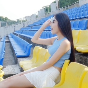 笑容甜美可爱大方唯美清纯女生头像
