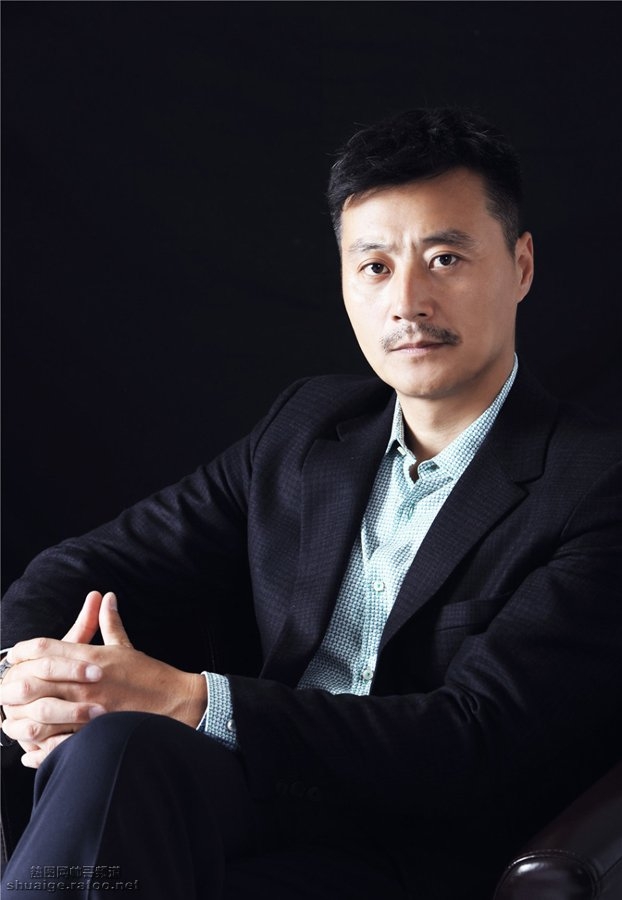 霍建华携电视剧《战长沙》主演拍摄宣传片