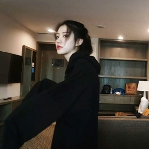 养眼美女气质韩范十足微博头像