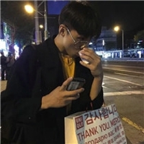 意境LOMO风高冷帅哥qq头像