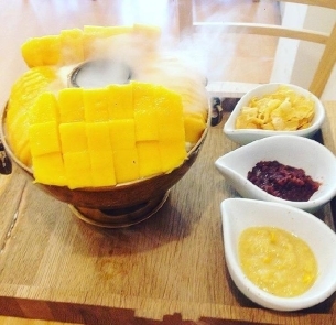 芒果刨冰冷饮