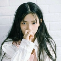 风吹散的情话终究沙哑_小清新唯美女生头像