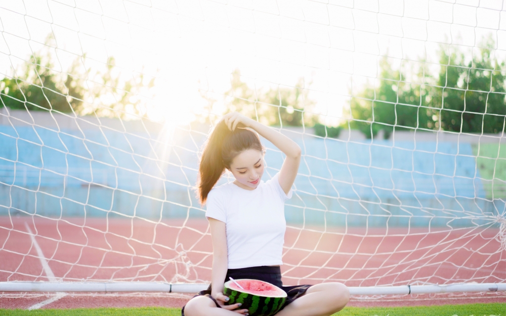 文艺少女唯美写真高清桌面壁纸