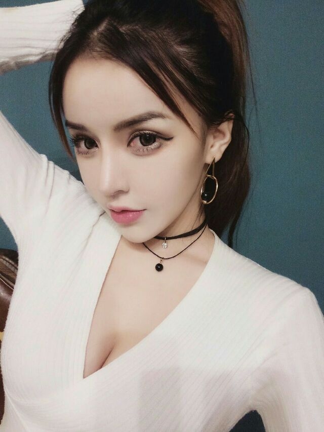 明知道我是你的将就 却还是把你当成我的所有