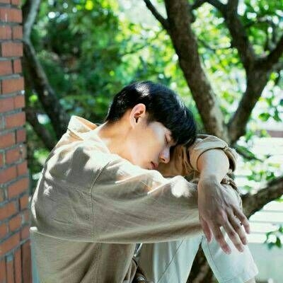 宁愿高傲到发霉 也不愿死缠到发疯