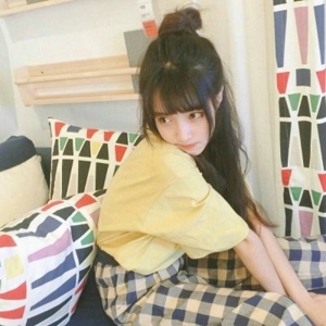 文静脱俗美丽大方清新小女生头像