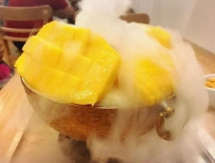 芒果刨冰冷饮