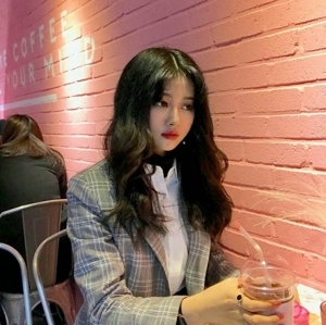 气质文艺女生微信qq头像