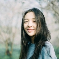 风吹散的情话终究沙哑_小清新唯美女生头像